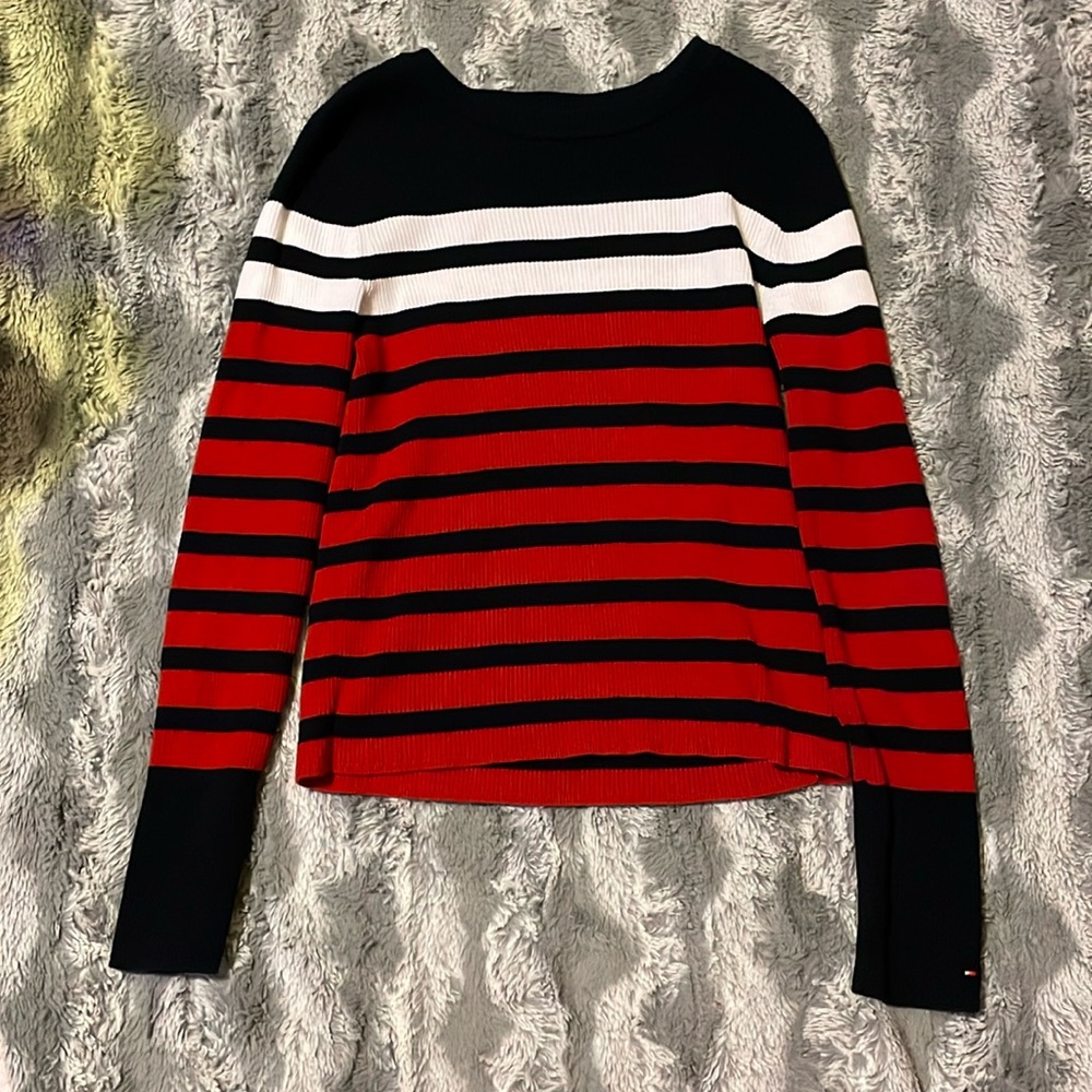 TOMMY HILFIGER sweater, small